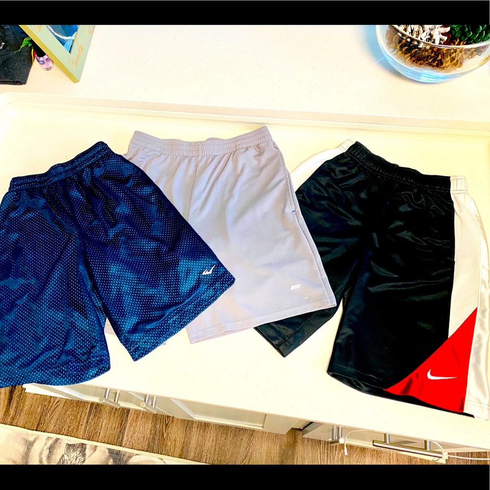 EUC - Lot of Boys Sport Shorts - Medium